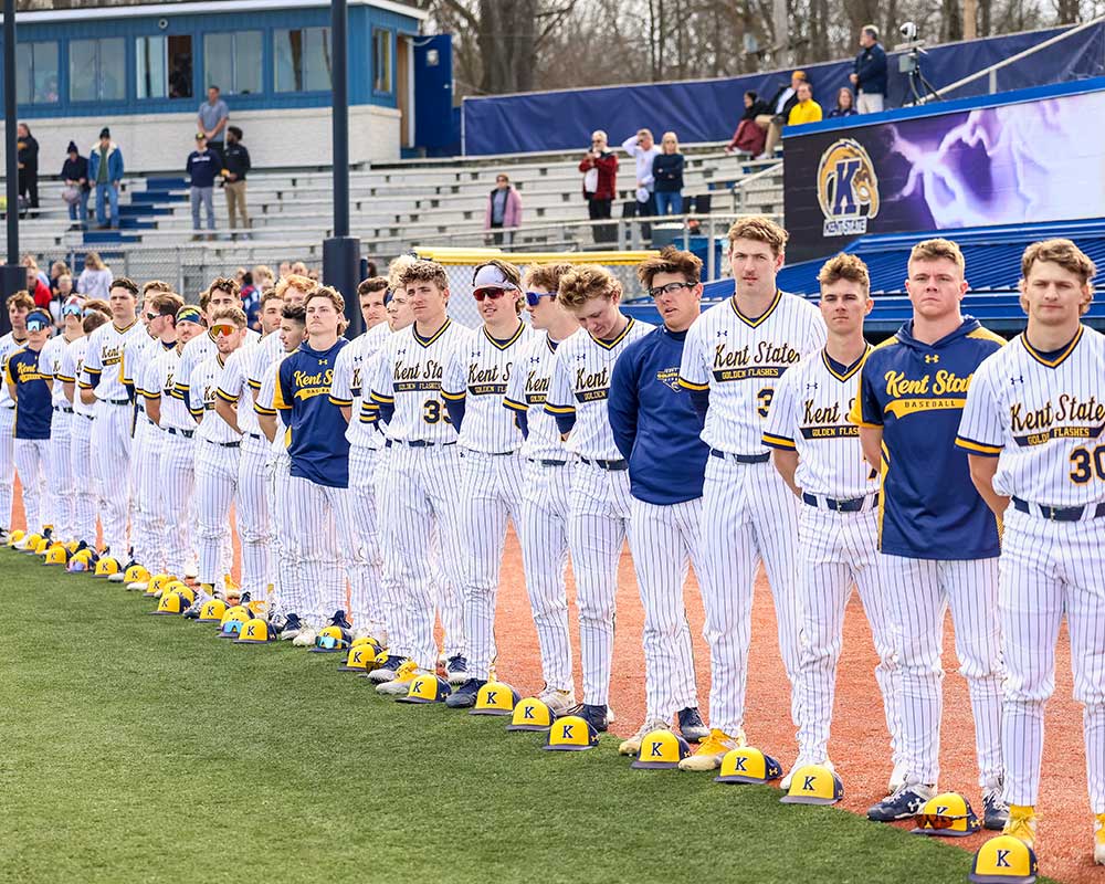 Team stands for national anthem